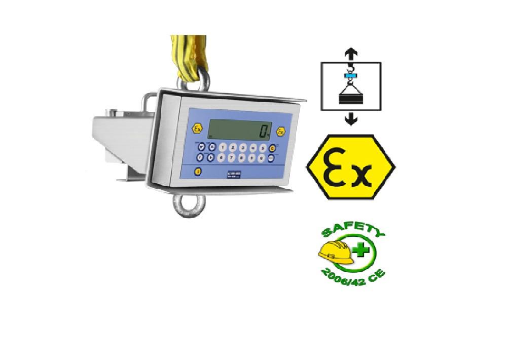 Kraanweegschalen voor ATEX-zones zijn speciaal ontworpen weegoplossingen voor het veilig wegen van zware ladingen in explosiegevaarlijke omgevingen. In industrieën zoals de petrochemische sector, farmaceutische productie en opslag van ontvlambare materialen, zijn hoge veiligheidsnormen en ATEX-certificering essentieel. Deze kraanweegschalen voldoen aan de strikte Europese ATEX-richtlijnen en bieden een betrouwbare, veilige oplossing voor bedrijven die werken in gebieden met explosierisico’s.
